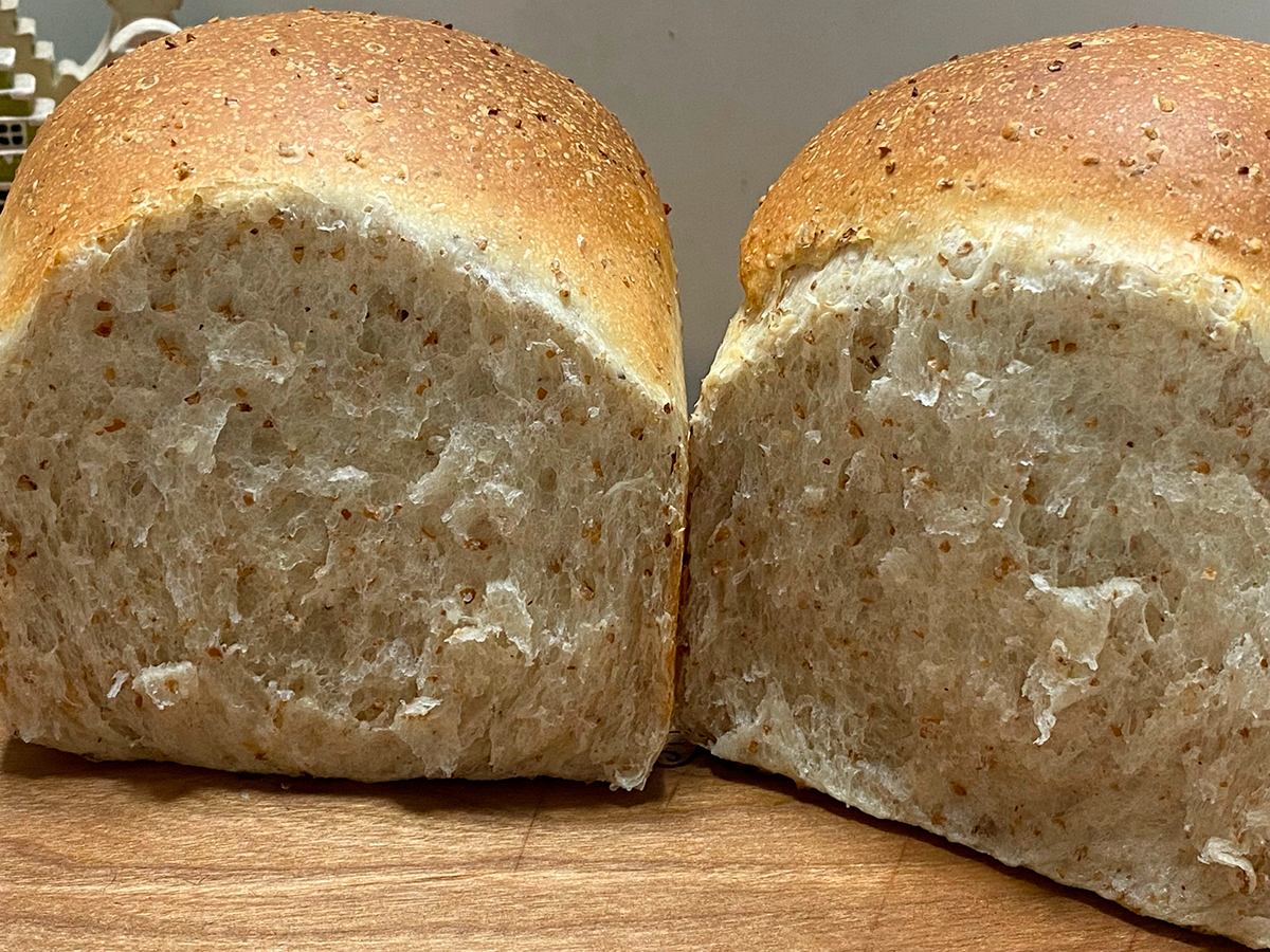 焙煎全粒粉パン